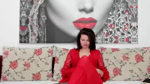 Snapshot of illegalbeauty87 chatting on October 3, 2025, 12:29 am Ingrid or more easier...Miss GoDDess Mistress online show from October 3, 2025, 12:29 am