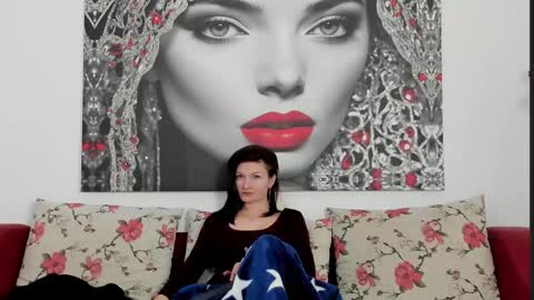 Snapshot of illegalbeauty87 chatting on February 3, 2026, 3:26 am Ingrid or more easier...Miss GoDDess Mistress online show from February 3, 2026, 3:26 am