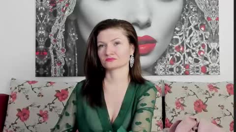 Snapshot of illegalbeauty87 chatting on February 26, 2026, 9:36 pm Ingrid or more easier...Miss GoDDess Mistress online show from February 26, 2026, 9:36 pm