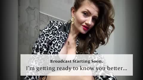 Snapshot of illegalbeauty87 chatting on March 3, 2026, 9:53 pm Ingrid or more easier...Miss GoDDess Mistress online show from March 3, 2026, 9:53 pm