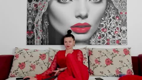 Snapshot of illegalbeauty87 chatting on March 23, 2026, 10:47 pm Ingrid or more easier...Miss GoDDess Mistress online show from March 23, 2026, 10:47 pm