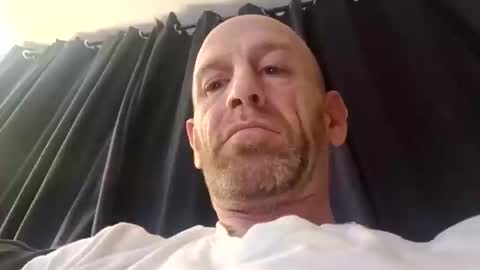 illrububuallday24 online show from November 26, 2025, 10:05 am