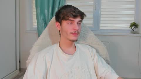 Snapshot of illusions888 chatting on February 7, 2025, 8:44 am D-Illusion online show from February 7, 2025, 8:44 am