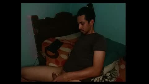 Snapshot of iloveman24 chatting on December 29, 2024, 10:57 pm AARON online show from December 29, 2024, 10:57 pm