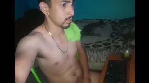 Snapshot of iloveman24 chatting on February 4, 2025, 3:00 am AARON online show from February 4, 2025, 3:00 am