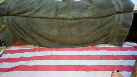 Snapshot of ilovethef chatting on January 6, 2025, 1:20 am ilovethef online show from January 6, 2025, 1:20 am