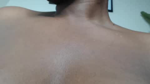 Sandrah online show from March 5, 2026, 9:11 pm