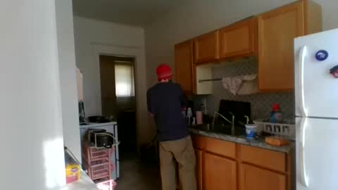 Snapshot of ilovewomensmokers0935 chatting on February 1, 2026, 6:06 pm ilovewomensmokers0935 online show from February 1, 2026, 6:06 pm