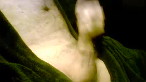 Iluvj2jizz4u online show from January 14, 2025, 5:19 am