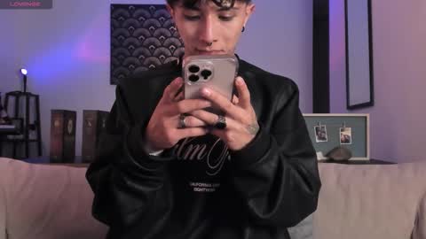 IM  THOMAS online show from October 19, 2025, 5:08 am