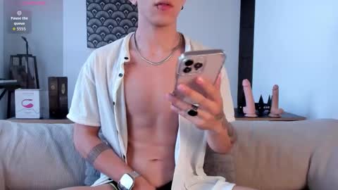 IM  THOMAS online show from November 13, 2025, 10:08 pm