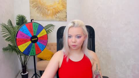 Snapshot of im__youre_sunshine chatting on December 4, 2024, 7:23 pm Roxy online show from December 4, 2024, 7:23 pm
