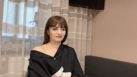 Alisa online show from October 10, 2025, 7:40 am