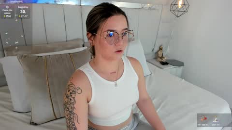 Snapshot of im_dalhia chatting on December 20, 2024, 9:06 pm DAHLIA online show from December 20, 2024, 9:06 pm