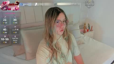 Snapshot of im_dalhia chatting on March 6, 2025, 8:05 pm DAHLIA online show from March 6, 2025, 8:05 pm