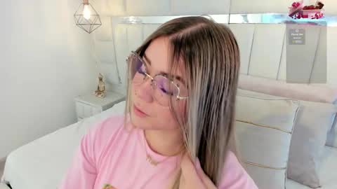 Snapshot of im_dalhia chatting on March 11, 2025, 8:31 pm DAHLIA online show from March 11, 2025, 8:31 pm