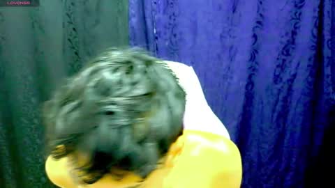 im_david01 online show from November 11, 2025, 2:28 pm