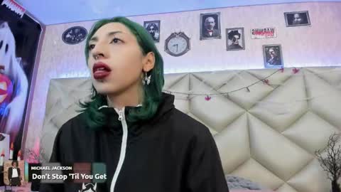 Snapshot of im_gaia chatting on October 24, 2025, 1:51 pm Im Gaia online show from October 24, 2025, 1:51 pm