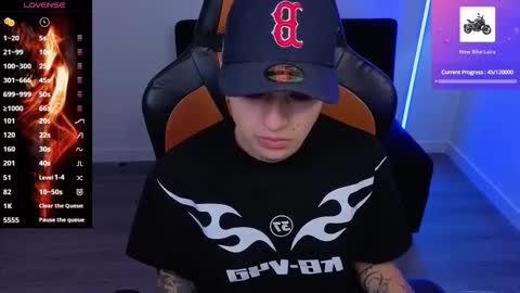 Laia online show from September 27, 2025, 9:42 pm