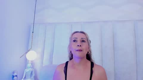 Mailyn Jung online show from June 2, 2026, 12:40 pm