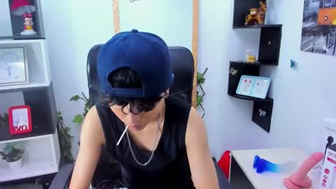 mathias online show from October 8, 2025, 7:33 pm