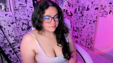 mei mei uwu online show from March 31, 2026, 12:23 am