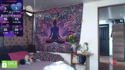 Cutie pie online show from November 13, 2025, 2:49 pm