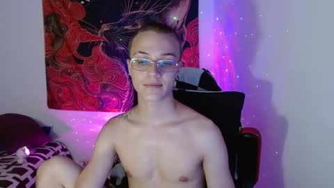 Snapshot of im_oliverpark chatting on October 5, 2025, 11:02 pm Oliver P online show from October 5, 2025, 11:02 pm