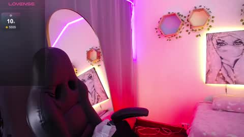 Snapshot of im_rosse_ chatting on October 7, 2025, 6:38 pm Jade Rosse online show from October 7, 2025, 6:38 pm