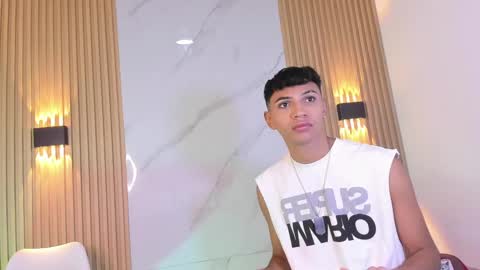 im_sebaslopez online show from January 17, 2025, 4:17 am