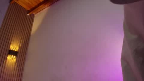 im_sebaslopez online show from March 12, 2025, 3:46 am