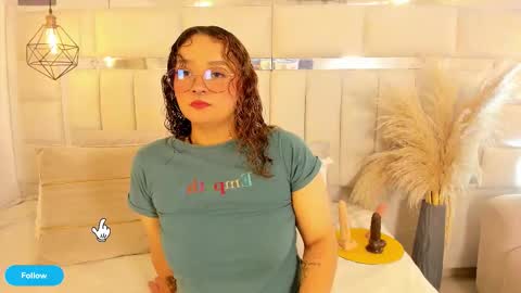 Snapshot of im_tarablack chatting on December 22, 2025, 4:31 am Tara Black online show from December 22, 2025, 4:31 am