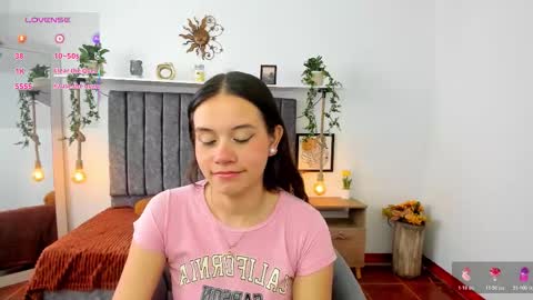 im_tulipan online show from March 15, 2026, 7:53 pm