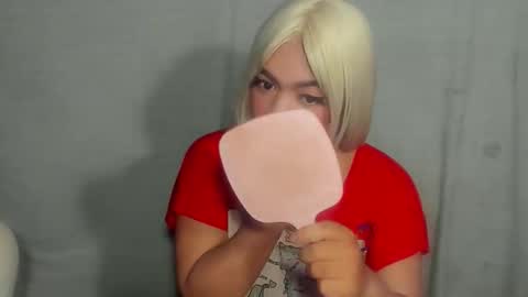 Snapshot of im_ur_hot_ella chatting on November 8, 2025, 10:15 am ella may online show from November 8, 2025, 10:15 am