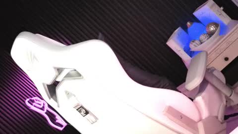 Snapshot of im_ur_nightmare chatting on February 12, 2026, 4:29 am Candy Moore online show from February 12, 2026, 4:29 am