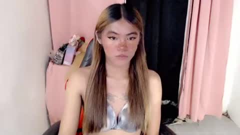 im_yourfairyannaxx online show from April 8, 2026, 9:15 pm