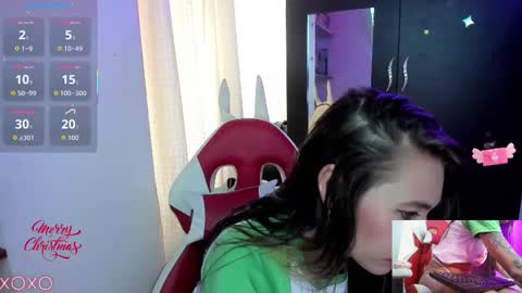 Lisa Hyga online show from December 17, 2025, 8:04 pm