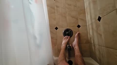 imaguy_ online show from December 23, 2024, 11:47 am