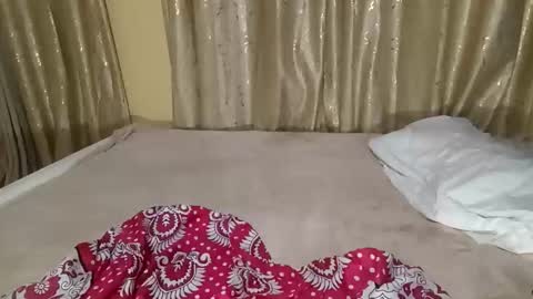 ChocobabeX online show from November 6, 2025, 9:05 pm