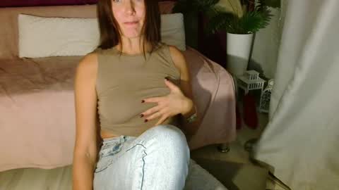 Carrie online show from October 4, 2025, 3:43 pm