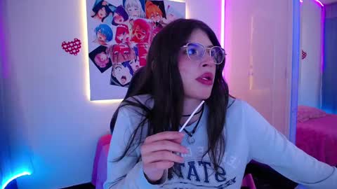 Snapshot of imchloe_ chatting on September 13, 2025, 8:52 pm Chloe online show from September 13, 2025, 8:52 pm