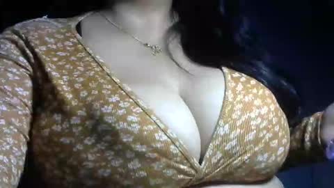 mia latina online show from January 7, 2026, 2:19 pm