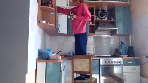 irina online show from October 29, 2025, 11:23 am