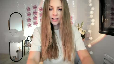 ImKeira online show from July 1, 2026, 7:46 pm