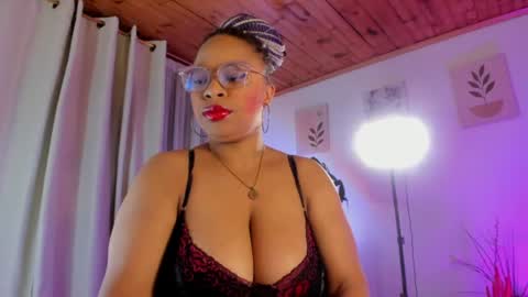 Snapshot of imlauraa chatting on July 14, 2026, 3:22 am Laurita Aries Guys on April 13th and 14th I will be offline for my birthday I love you very much. online show from July 14, 2026, 3:22 am
