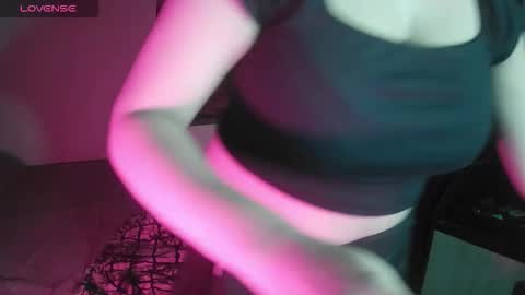 ROSE online show from November 10, 2025, 6:51 pm