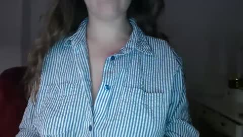 Snapshot of immouss chatting on January 13, 2025, 7:53 pm Pola online show from January 13, 2025, 7:53 pm