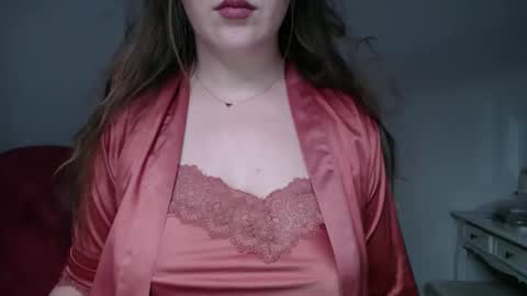 Snapshot of immouss chatting on February 12, 2026, 10:27 pm Pola online show from February 12, 2026, 10:27 pm