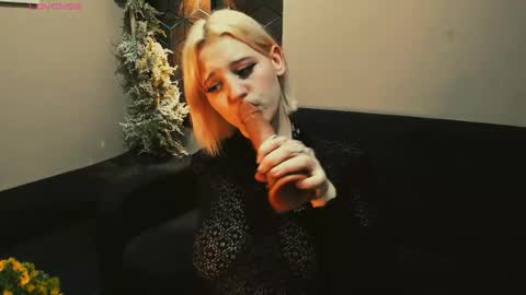 ImNysha online show from April 9, 2026, 10:37 pm