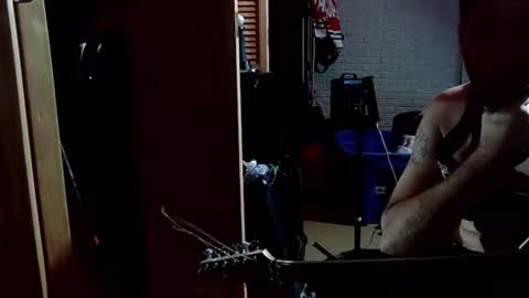 imoff_0119 online show from March 18, 2026, 2:04 am